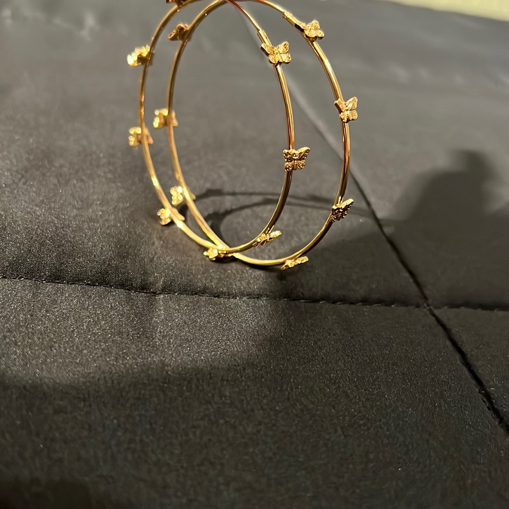 NWOT Frasier Sterling Dreamgirl Hoops 2.5”